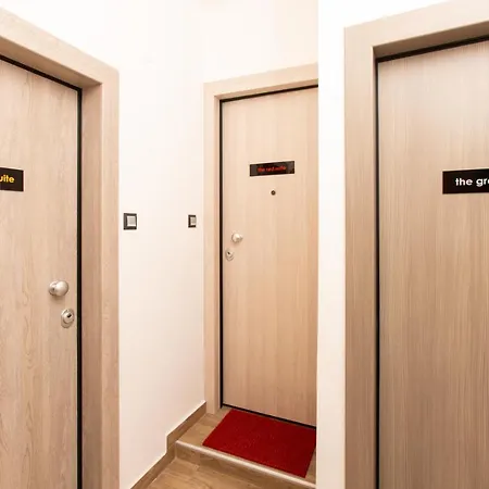 아파트 Downtown Luxury Boutique : The Yellow 테살로니키