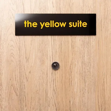 Downtown Luxury Boutique : The Yellow * 테살로니키
